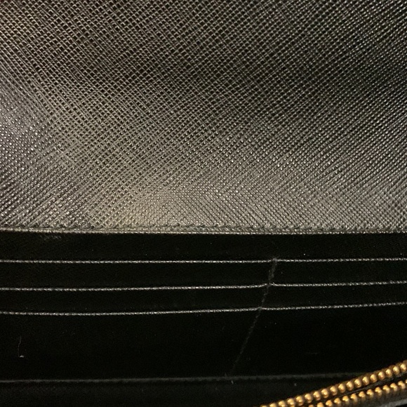 Prada Saffiano Metal Clutch Wallet - Picture 6 of 9